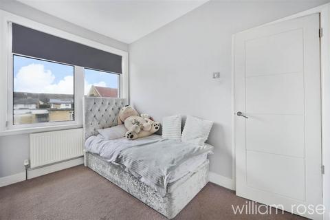 3 bedroom semi-detached house for sale, Hampton Road, London E4