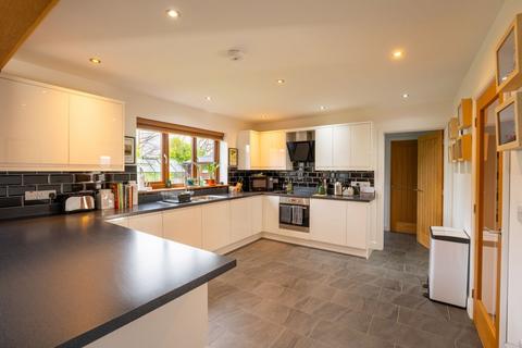 15 Tai Cae Mawr, Llanwrtyd Wells, LD5 4RJ