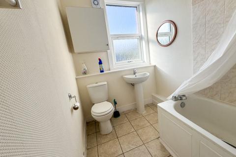 2 bedroom flat to rent, Whitecraig Road, Whitecraig, East Lothian, EH21