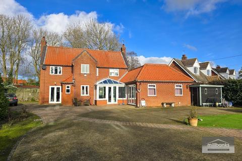 3 bedroom detached house for sale, Tanns Lane, North Lopham, Diss, Norfolk, IP22 2LZ