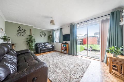 5 bedroom detached house for sale, Nursery Gardens, Bedford