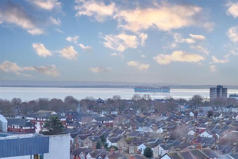 1 bedroom apartment for sale, Southchurch Road, Southend-On-Sea SS1