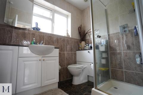 39 Old Cote Drive, Hounslow, TW5 0RW