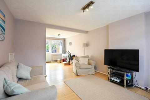 3 bedroom terraced house for sale, Brambleside Court, Kettering