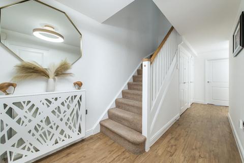 3 Scarlet Road, Erith, DA8 2FE