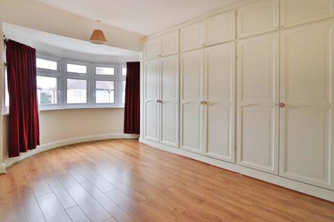 3 bedroom semi-detached house for sale, Eton Avenue, New Malden