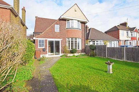 3 bedroom detached house for sale, Watling Street, Strood, Rochester