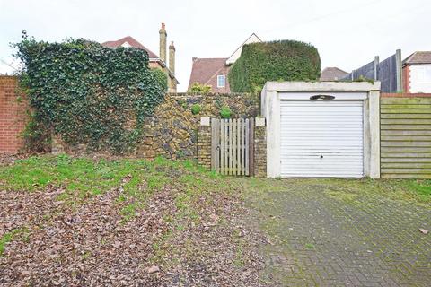 3 bedroom detached house for sale, Watling Street, Strood, Rochester