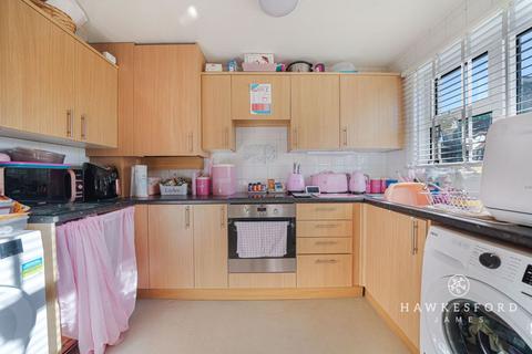 3 bedroom semi-detached house for sale, Sittingbourne ME10