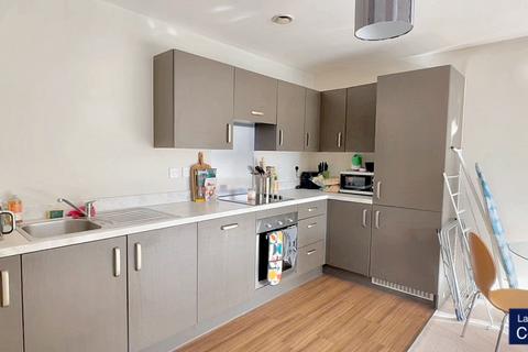 2 bedroom apartment for sale, Bridgewater Point, Ordsall Lane, Salford, Lancashire, M5