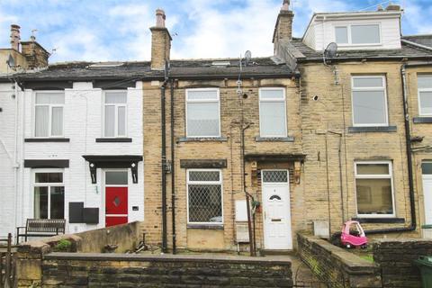 2 bedroom terraced house to rent, Fletton Terrace, Bradford BD2