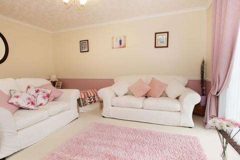 2 bedroom bungalow for sale, Ty Llwyd Parc Estate, Quakers Yard, Treharris CF46 5LA