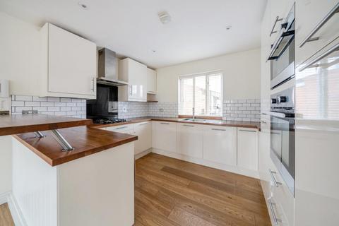 2 bedroom flat for sale, Newbury,  Berkshire,  RG14