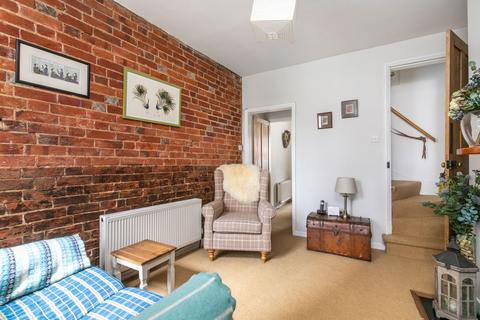 2 bedroom terraced house to rent, Chesil Street, Winchester, SO23