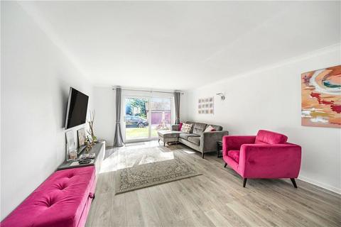 2 bedroom flat for sale, Goodwood Close, Stanmore HA7