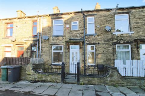 2 bedroom terraced house to rent, Hill Street, Bradford BD6