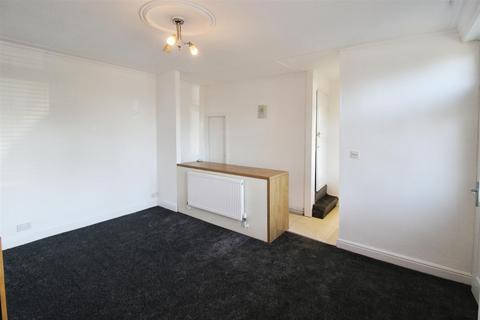 2 bedroom terraced house to rent, Hill Street, Bradford BD6