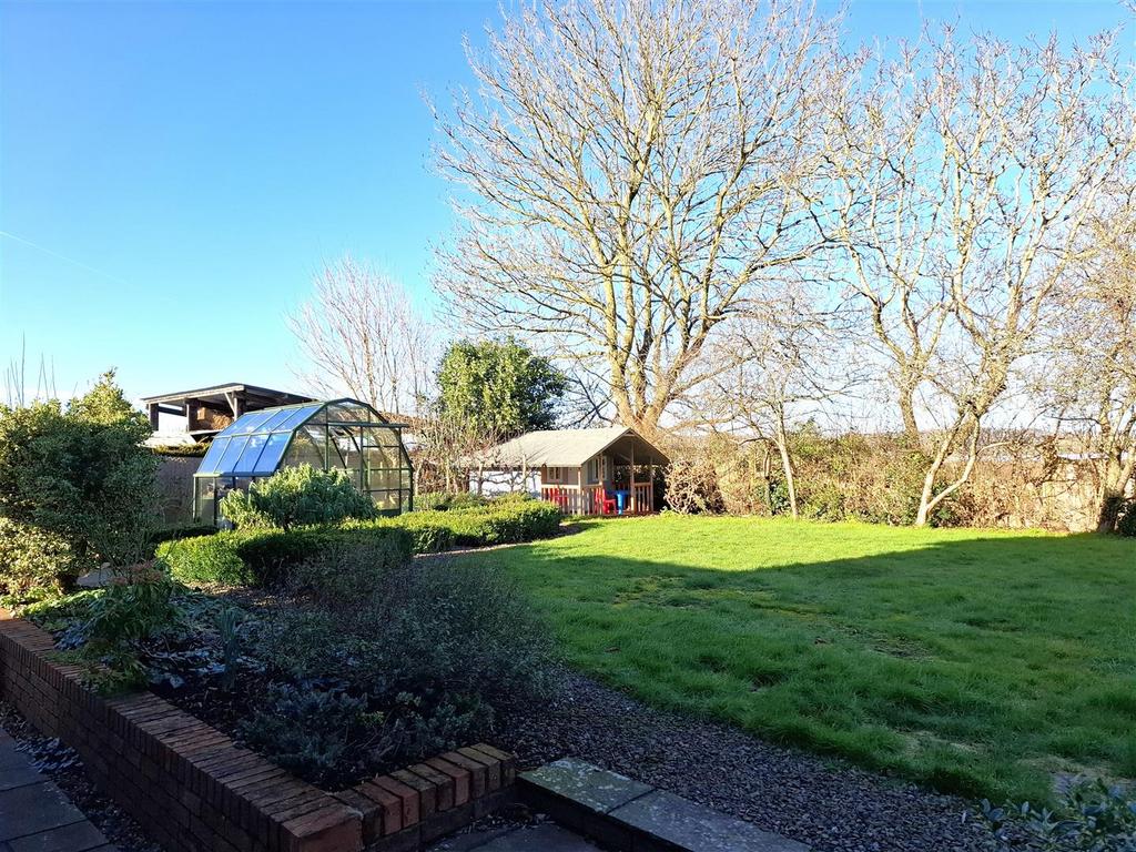 Garden1.jpg