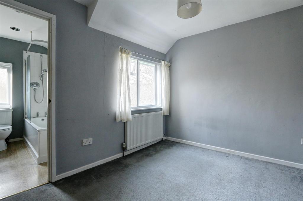 Bedroom 2: