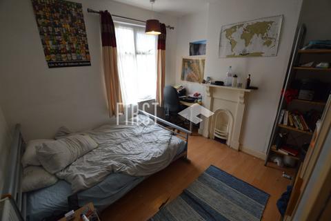 3 bedroom terraced house to rent, Hamilton Street, Leicester LE2