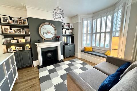 22 Kirk Lane, London, SE18 3AD