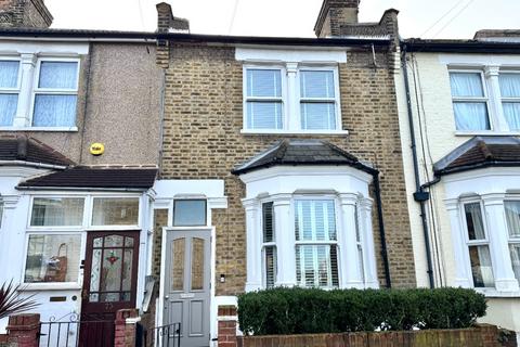 22 Kirk Lane, London, SE18 3AD