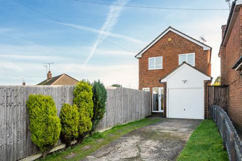 3 bedroom detached house for sale, Emerald Road, Luton LU4