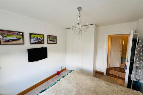 Flat 6, Santana, 15 Brent Road, London, SE18 3DP