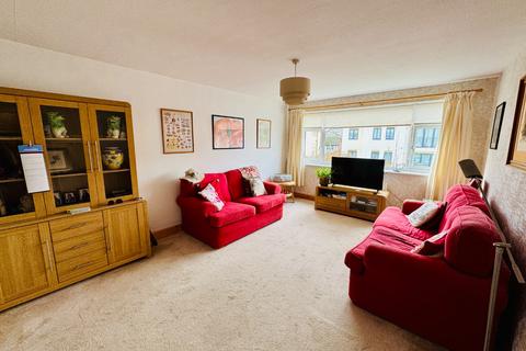 Flat 6, Santana, 15 Brent Road, London, SE18 3DP