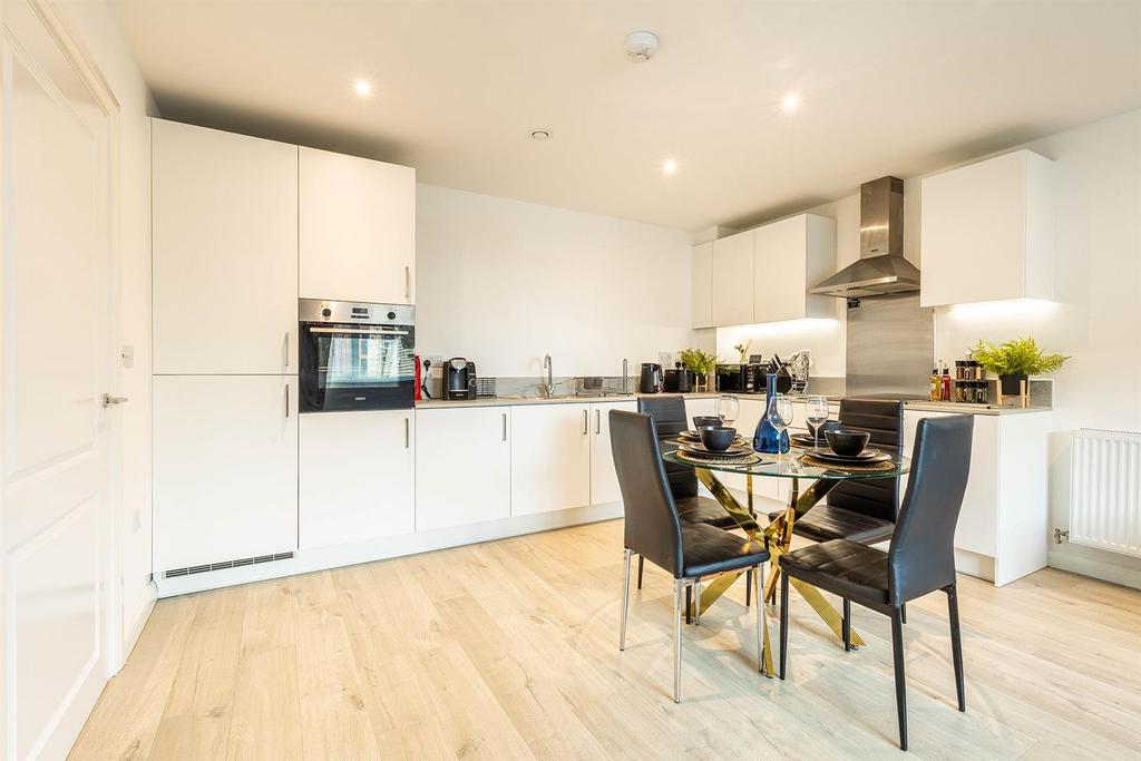 Kitchen &amp; Dining Table.jpg