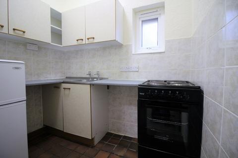 1 bedroom flat to rent, Whitegate Drive, Blackpool, FY3