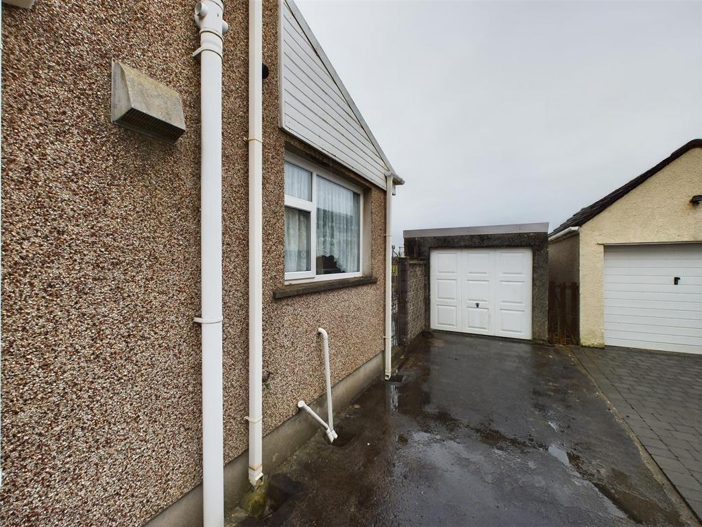 CAM02295 G0-PR0152-STILL021.jpg