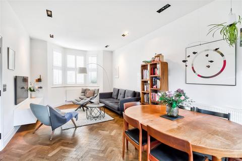 3 bedroom terraced house for sale, Bushwood, Leytonstone