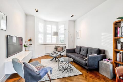 3 bedroom terraced house for sale, Bushwood, Leytonstone