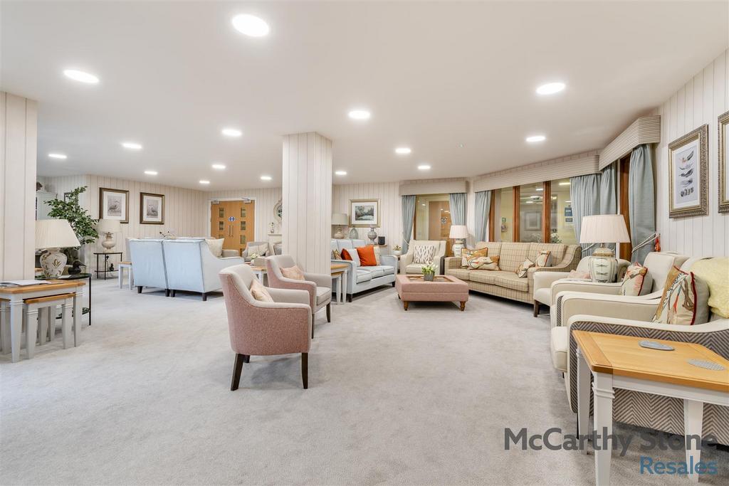 8634236-interior21.jpg