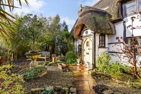 4 bedroom cottage for sale, Mill Lane, Romsey