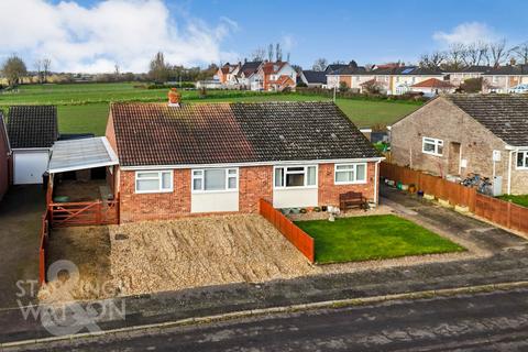 2 bedroom semi-detached bungalow for sale, Chapel Close, Pulham Market, Diss