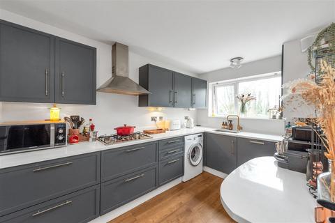 3 bedroom terraced house for sale, Marquis Lane, Harpenden