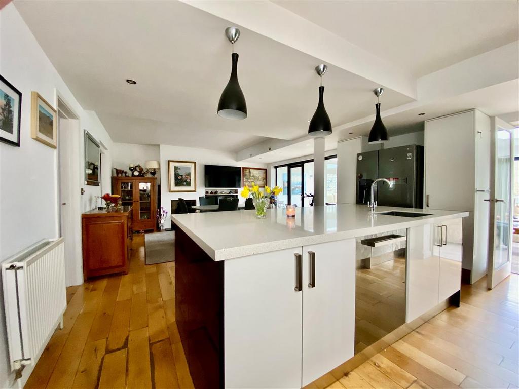 Kitchen Island