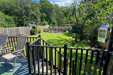 4 bedroom link detached house for sale, Covers Lane, Hammer Vale