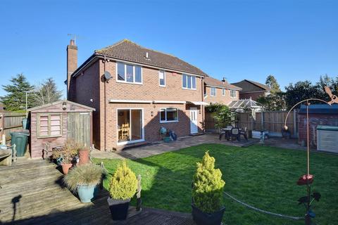 4 bedroom detached house for sale, Little Robhurst, High Halden