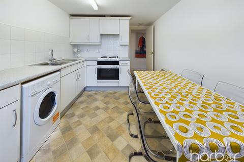 2/2, 30 St. Andrews Square, Glasgow, G1 5PQ