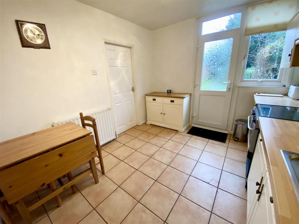 Kitchen/Dining