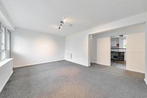 2 bedroom flat for sale, Selhurst Place, London