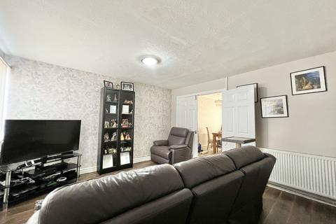 3 bedroom end of terrace house for sale, Bromley Close, Bispham FY2