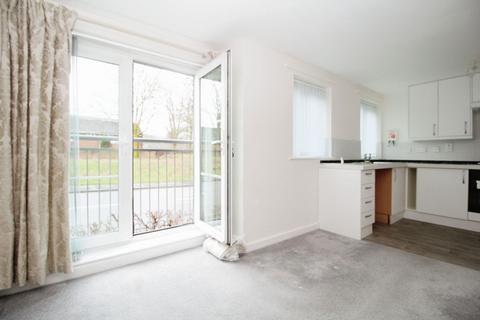 2 bedroom flat for sale, off Bewdley Road, Kidderminster DY11