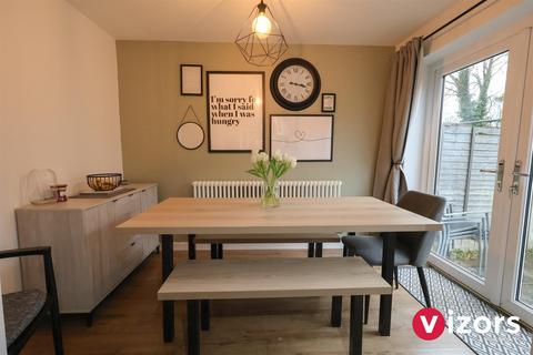 9 Croome Close, Redditch, B98 0SU
