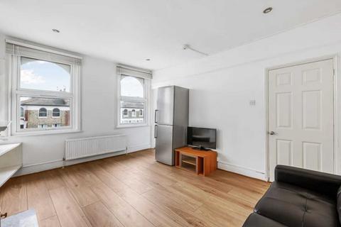 2 bedroom flat to rent, Windsor Road, London W5