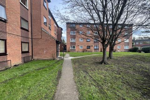 1 bedroom flat for sale, Gurney Close, Essex IG11