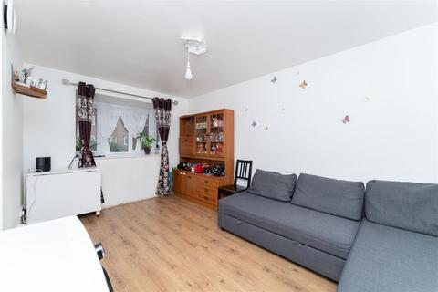 1 bedroom apartment for sale, Dehavilland Close, Northolt UB5